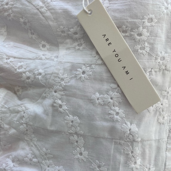 Are You Am I - Laeta Dress - White eyelet dress - Picture 2 of 5